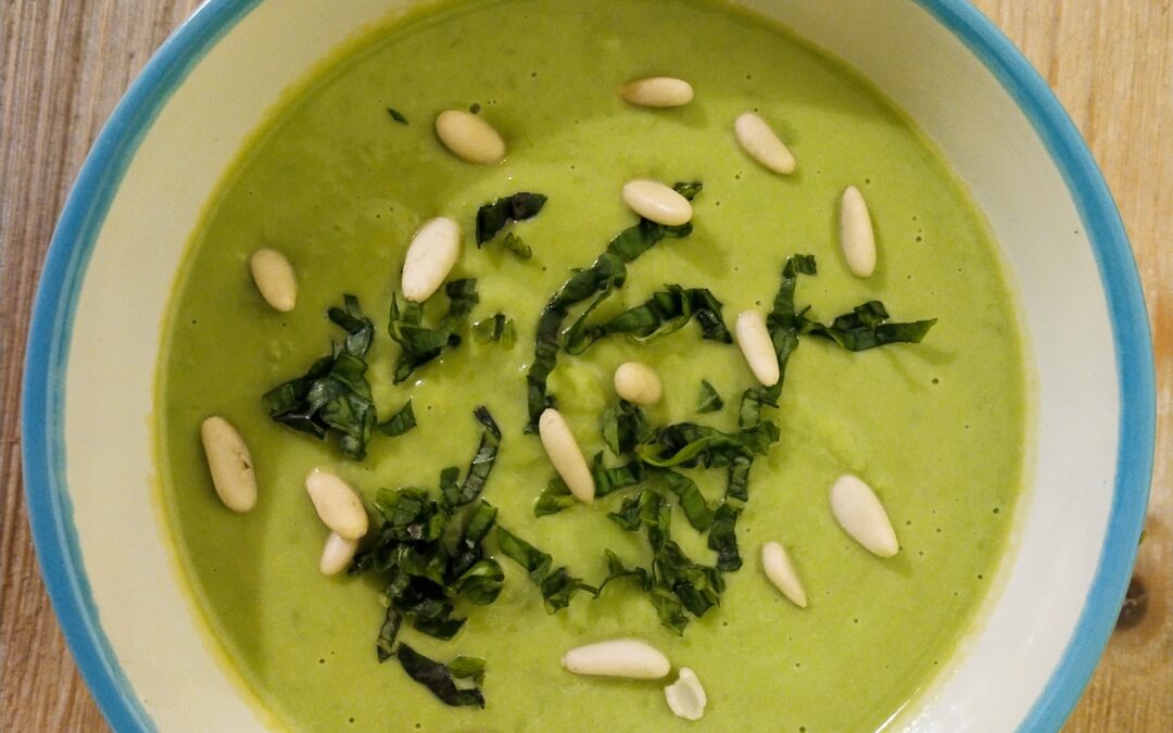 Crema de guisantes con leche de almendras – Cena