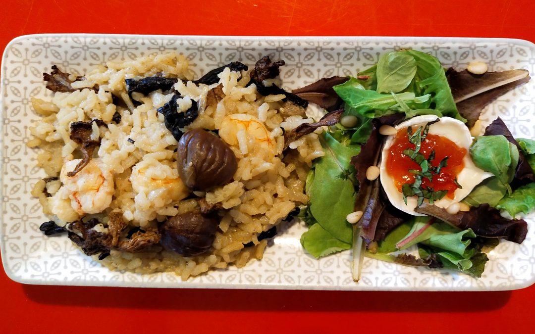 Risotto con trompetas de la muerte, cepas, castañas y gambas peladas-Comida